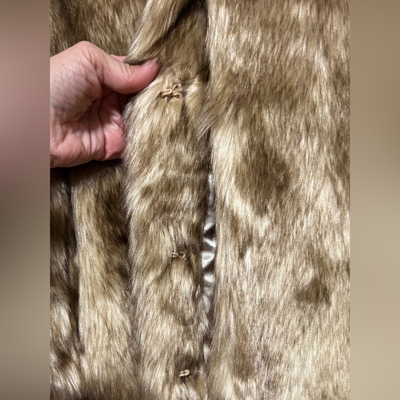 NWOT Something Navy Faux Fur Short Jacket Coat Fall Winter Luxurious SOFT - Picture 6 of 10